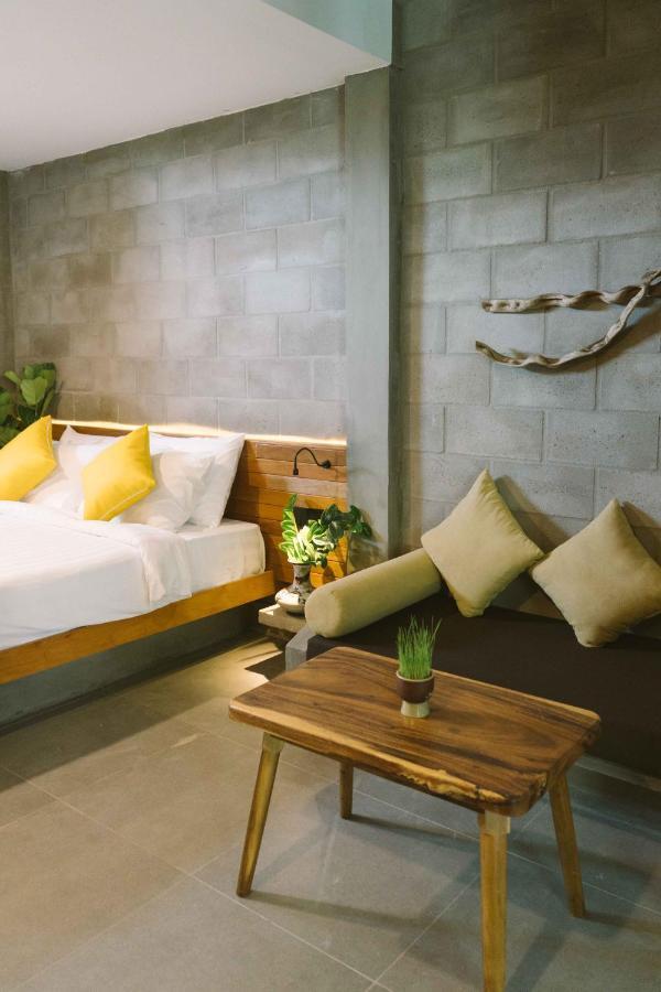 Larimar Hotel & Resort Phnom Penh Esterno foto